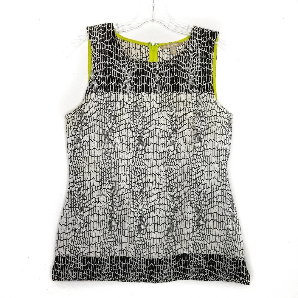 *** Banana Republic Textured Top